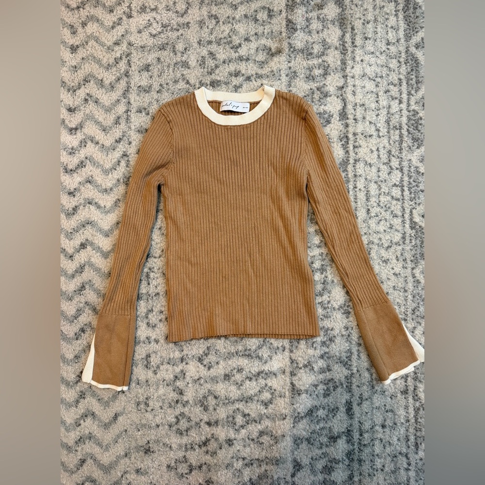 Petal + Pup top